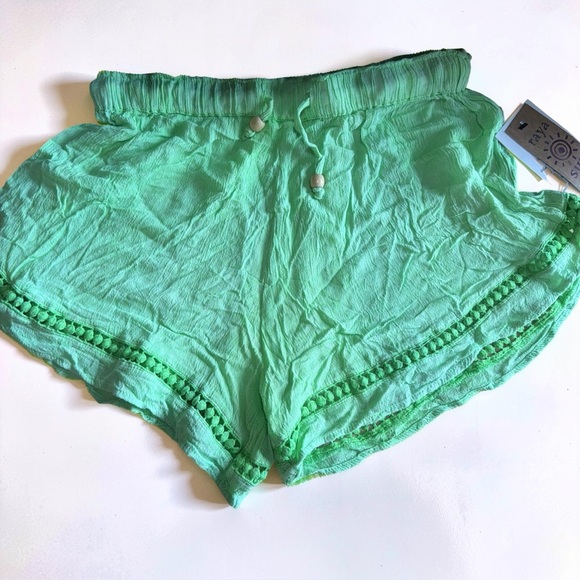 raya sun Pants - Rays Sun Junior Lime Green Pom Pom Shorts Boho Chic Beach Vacation Drawstring L